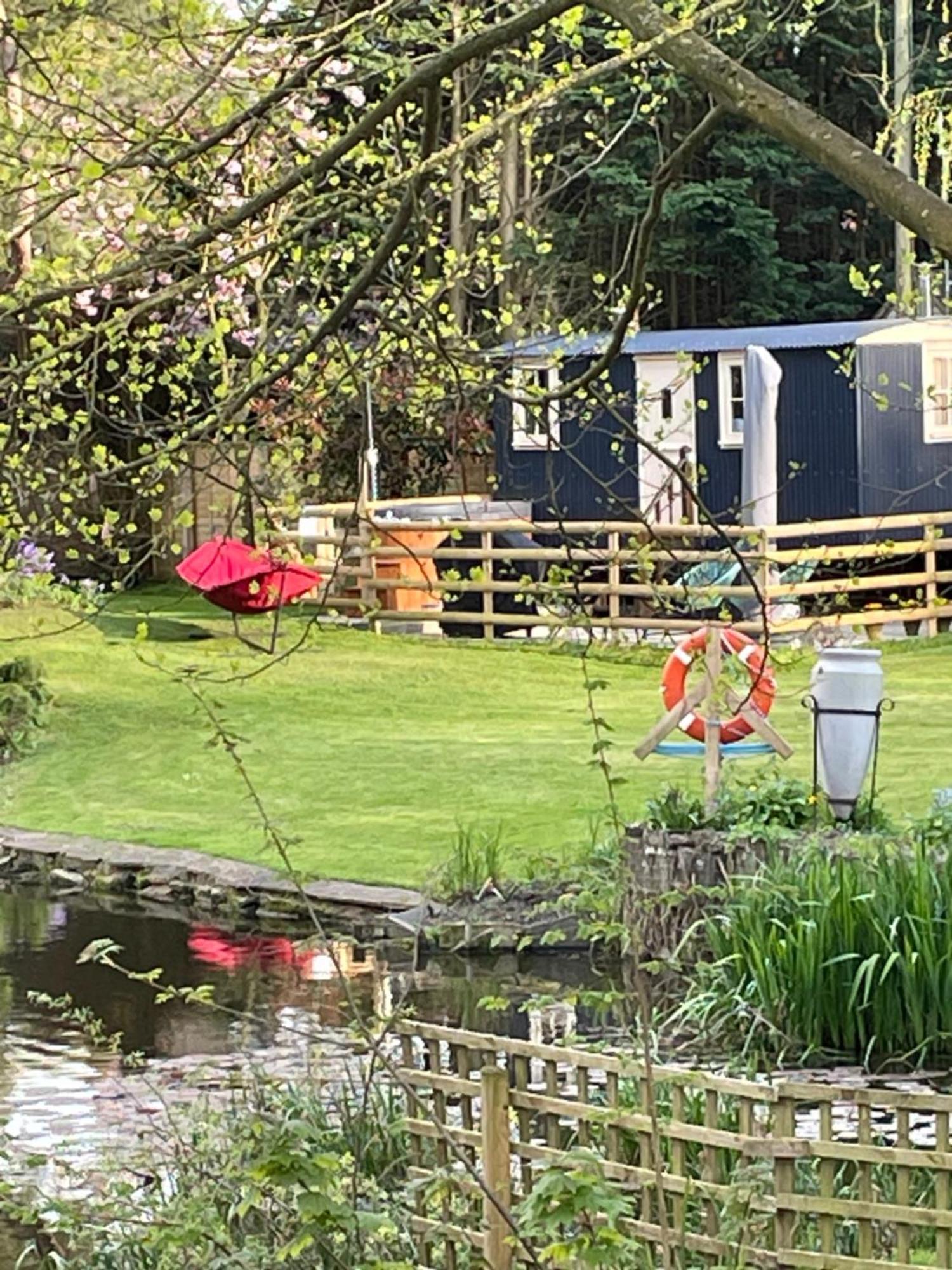 Monkspool B&B Church End Eksteriør bilde
